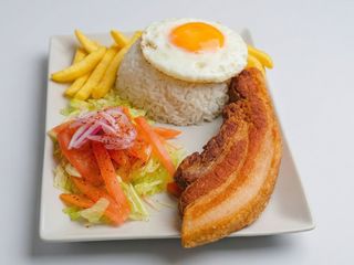Combinado con chicharrón 