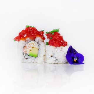 148.Hot-Tuna roll (8 pzs.)