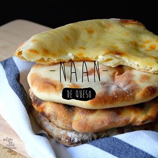 Naan con queso