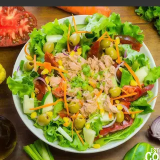 Ensalada Mixta Con Atún