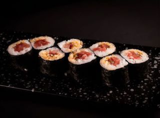 Maki De Atún Bluefin Picante (8 Pzs.)