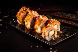 Roll Caramelizado De Ventresca De Atún Rojo (8 Pzs.)
