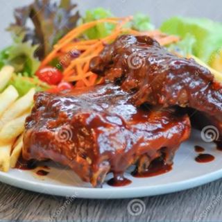 Costillas de cerdo a la brasa