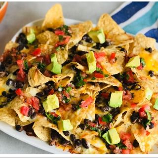 Nachos con guacamole