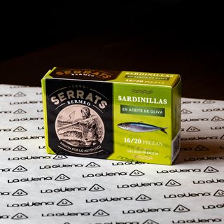 Sardinillas en aceite de oliva. 16/20 piezas.