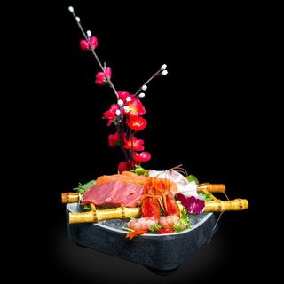 126.Sashimi mixto