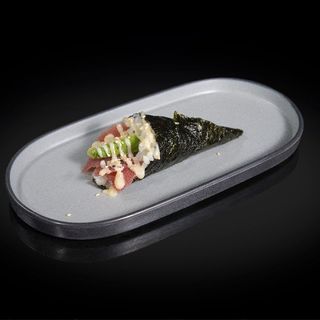 107.Temaki de atún 