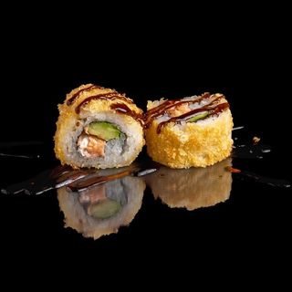 117.Uramaki de salmón frito