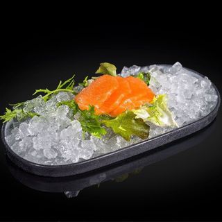 104.Sashimi de salmón 
