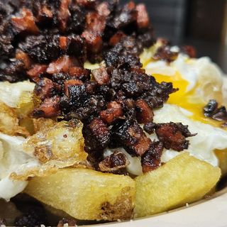 HUEVOS ROTOS CANALLAS