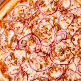 Pizza de atún