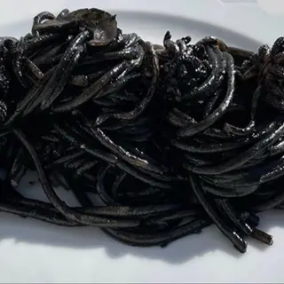 Linguini nero di seppia