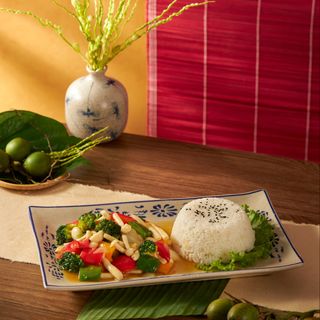 Verduras salteadas de temporada