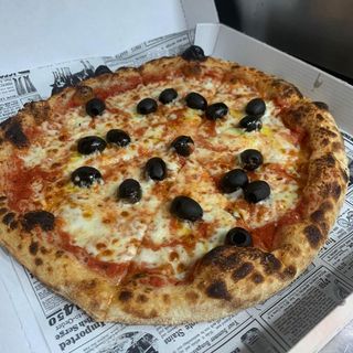 Pizza oliva