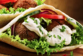 Menú Pita Kebab De Falafel