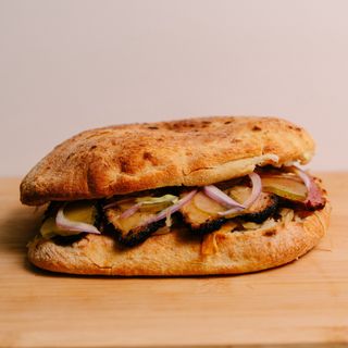 Sándwich De Pastrami