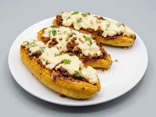 Patacón con chicharrón