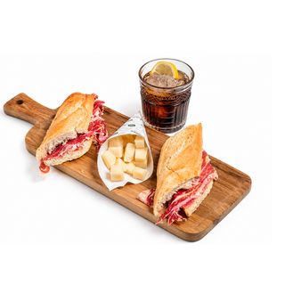 Menú Bocadillo Pata Negra + Cono ibérico + Bebida