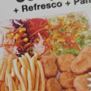 Menú plato de nuggets completo