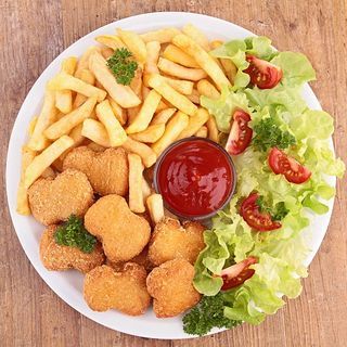 Menú plato de nuggets completo