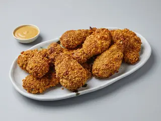 Menú pollo Frito con patata bebida 