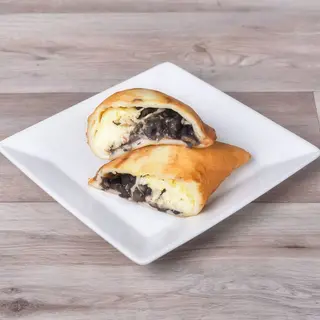 Empanada Domino