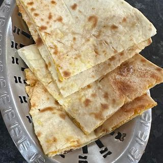 Peshwari naan