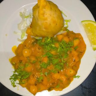 Channa  samosa