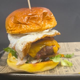 Hamburguesa de la casa