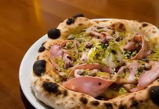 Pizza Bologna
