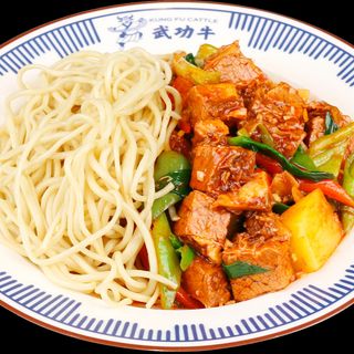 Lamian con papas al estilo hongshao