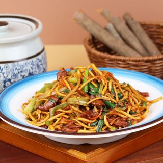 Lamian de Ternera Salteada