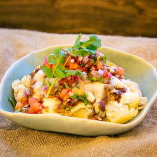 Patata Rellena De Chili Beans Con Carne