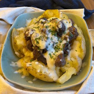 Patata Rellena De Butifarra Esparracada