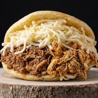 Arepa Rellena Mixta