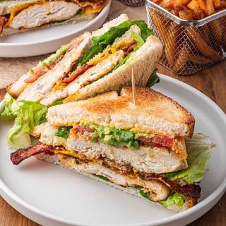 Sándwich Torrevieja Club