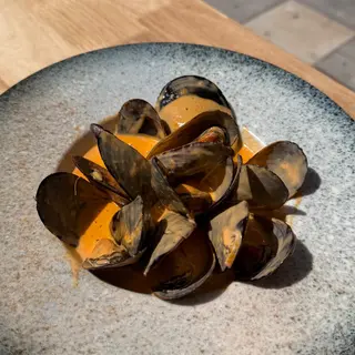 Mejillones al curry rojo tailandés