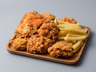 Menú Pollo Frito (6 Uds.)