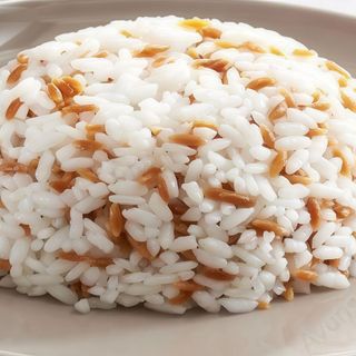 Arroz con fideos tostados 