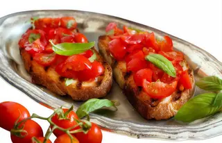 Bruschetta clásica (2 uds.)