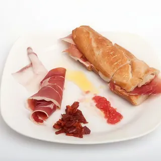 Bocadillo Parlamentario (Media Ración)