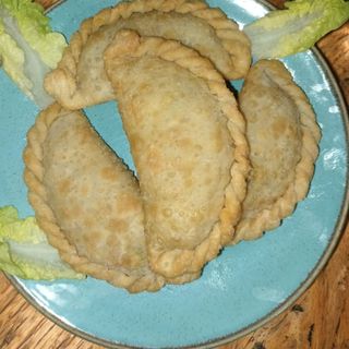 Empanada Argentina  frita