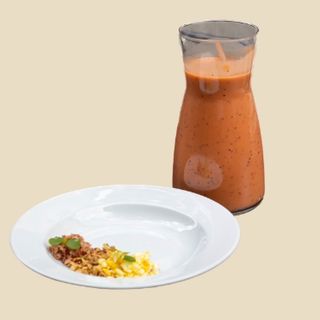 Salmorejo frutos rojos