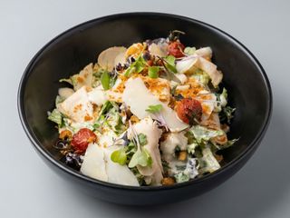 Ensalada César De Pollo A La Brasa