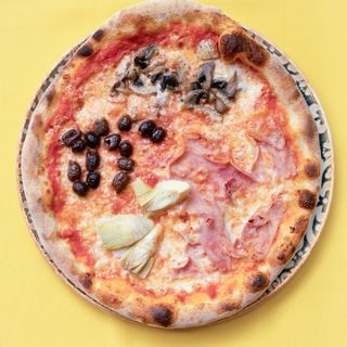 Pizza Cuatro Estaciones