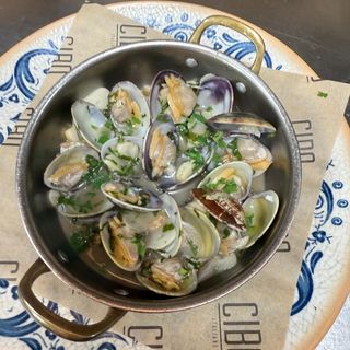 Almejas a la marinera