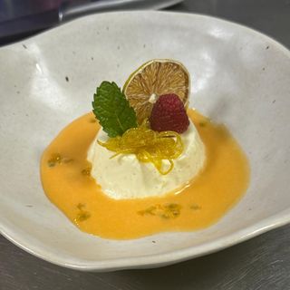 Limonccelo  Panna Cotta