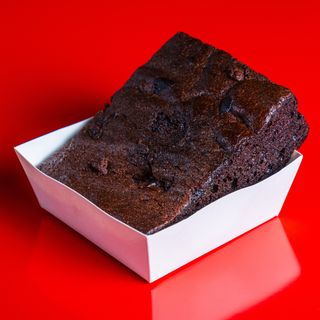 Brownie casero de chocolate