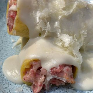 Canelón de longaniza