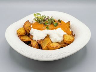 Patatas bravas